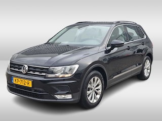 Volkswagen Tiguan 1.4 TSI ACT Highline / Trekhaak / Panoramadak / 360Camera / Navigatie / 17'' / Stoelverwarming / DAB / Cruise Control