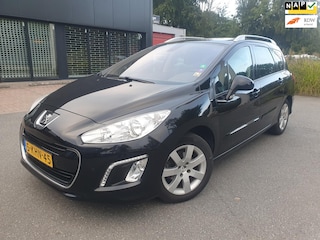 Peugeot 308 SW 1.6 VTi Sportium | Panoramadak | Navigatie | Climate control