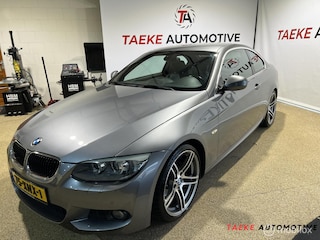 BMW 3-serie Coupé 320i Business Line Sport AUT/Clima/1eEIG