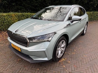Skoda Enyaq Iv 80 BEV 204PK 77KWH/WARMTEPOMP/HLEER/GARANTIE