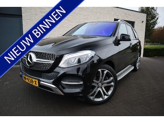 Mercedes-Benz GLE 500 e 4MATIC Panoramadak Luchtvering Trekhaak Interieur voorverwarming. Etc. Etc.