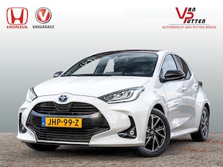 Toyota Yaris 1.5 Full Hybrid Dynamic Automaat | Panoramadak | Climate control | Adaptieve cruise control | Achteruitrijcamera | licht en regensensor