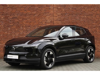 Volvo EX30 Single Motor Extended Range Plus |  Incl. Volvo Verlengde garantie | Adaptieve Cruise Control | Pilot Assist | Harman/Kardon Audiosysteem | Parkeersensoren voor en achter | Parkeercamera achter | 20" Lichtmetalen velgen |
