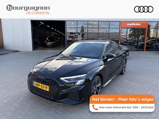 Audi A3 Limousine 30 TFSi Automaat S-Line | Zwart Optiek | LED | Keyless | Navigatiesysteem | CarPlay | Digitaal Dashboard | Adaptive Cruise | 18 Inch | 11.292 Km!!