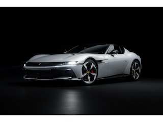 Ferrari 12Cilindri V12 l Carbon l Lift l Carbon Racing seats