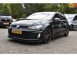 Volkswagen Golf 2.0 TSI GTI Performance