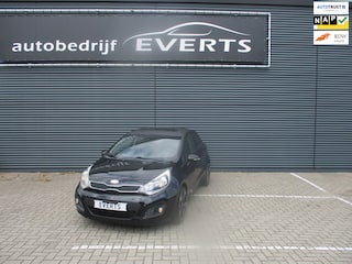 Kia Rio 1.4 CVVT Super Pack Nieuwe fabrieks motor 0 km zeer mooie en zeer complete auto unieke uitvoering nu scherpe meeneem prijs