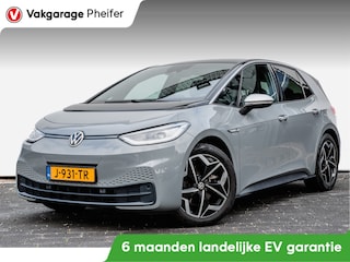 Volkswagen ID.3 First Plus 58 kWh Trekhaak/ Camera/ Stoelverwarming/ Full led/ Navigatie/ Carplay/ 19" Lmv