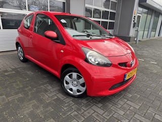 Toyota Aygo 1.0-12V +