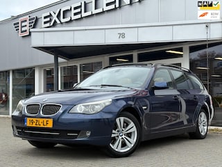 BMW 5-serie Touring 525xd Business Line | Leder | Panoramadak
