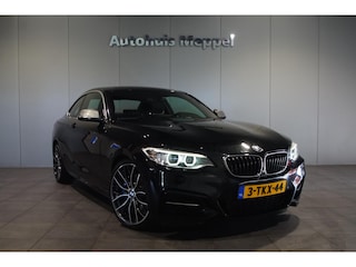 BMW M235i M-Onderstel/// | Harman Kardon Sound | Xenon | PDC | Navigatie |