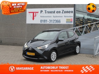 Toyota Aygo 1.0 VVT-i x-play Achteruitrijcamera/App connect/Airco/Orig. NL auto