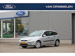 Ford Focus 1.6 I TREND 5D Centennial | 5-deurs | Lederen bekleding