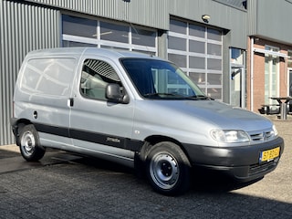 Citroën Berlingo 2.0 HDi Btw en Bpm vrij!! Trekhaak 1100kg trekgewicht 2-Persoons Euro 3 GEEN APK