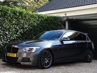 BMW 120d High Executive |M- pakket | Automaat | Schuif- kanteldak | Xenon