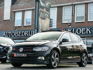 Volkswagen Polo 2.0 TSI GTI PANO VIRTUAL DASH STOELVERW 17 INCH CRUISE APPLE CARPLAY