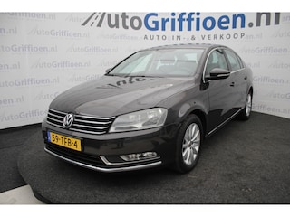 Volkswagen Passat 1.4 TSI Comfortline BlueMotion nette sedan met navi