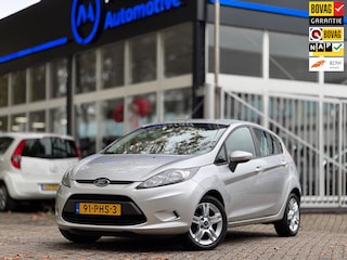Ford Fiesta 1.25 Limited Airco 1e eigenaar Boekjes Dealeronderhouden AUX CD Speler
