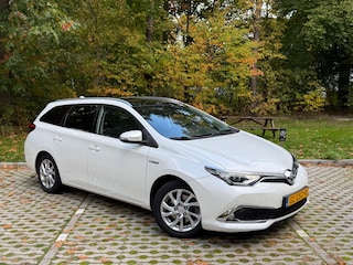Toyota Auris Touring Sports 1.8 Hybrid Lease pro