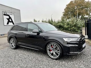 Audi Q7 55 TFSIe S-Line 2021 Luchtvering|Camera|Trekhaak|SQ7 Zwart