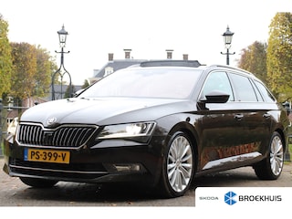 Skoda Superb Combi 2.0 TDI Style Business | NL-AUTO! | TREKHAAK | LEDER | DEALER OH! | ELEKTR. STOEL + MEMORY | CRUISE | CAMERA | PRACHTIGE STAAT!