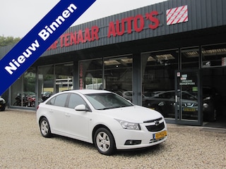Chevrolet Cruze 1.8 LS met trekhaak apk 17-09-2026