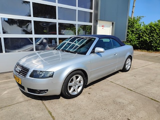 Audi A4 Cabriolet 2.4 V6 Exclusive