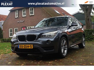 BMW X1 SDrive20i Upgrade Edition Sport Aut. | Panorama | Sportstoelen | Stoelverwarming | Facelift | Xenon | Trekhaak | Orig. NL |