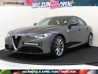 Alfa Romeo Giulia 2.0T Super Leren bekleding | Camera achter | Navigatie