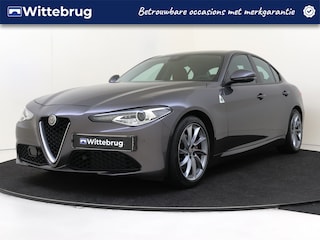Alfa Romeo Giulia 2.0T Super Leren bekleding | Camera achter | Navigatie