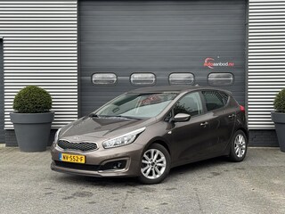 Kia Ceed cee'd 1.6 GDI ComfortPlusLine Navigator | Camera | Lichtmetalen Velgen | Navigatie | Cruise Control |