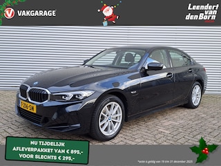 BMW 320e PHEV AUTOMAAT | Navigatie GROOT scherm | Cruise | Climate | Leder | Camera | Apple Carplay/Android Auto