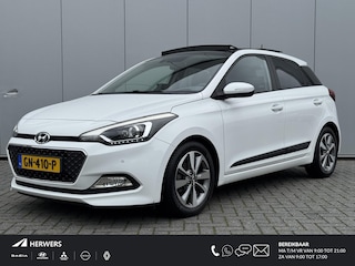 Hyundai i20 1.2 HP i-Motion Premium Glazen schuif-kanteldak / Dealer onderhouden / Vierseizoensbanden / Climate Control / Cruise Control / Licht en Regensensor/  Pakeersensoren voor + achter