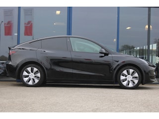Tesla Model Y Long Range AWD 75 kWh LEDER MEMORY PANORAMADAK AUTOPILOT WARMTEPOMP <<32.679KM>>