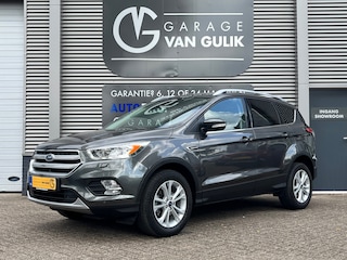 Ford Kuga 1.5 EcoBoost 150PK Navi,Clima,Cruise,Carplay,Isofix,Stoel+StuurVerw,ElektrRamen+Spiegels,Pdc,ParkeerHulp,Usb,Dakrail.