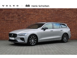 Volvo V60 2.0 T6 Plug-in hybrid AWD Plus Dark Elektrisch verstelbare voorstoelen | 360 graden camera | Trekhaak, elektrisch inklapbaar | Harman Kardon | Stoel- /stuurwielverwarming | Adaptive cruise control | BLIS