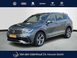 Volkswagen Tiguan 1.5 TSI 150pk DSG R-Line Business 5P. Navigatie Trekhaak