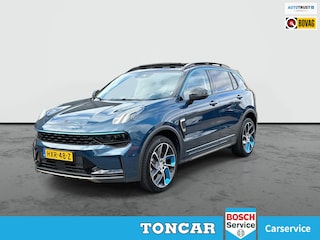 Lynk & Co 01 1.5 Plug in Hybrid 261pk | Schuifdak | 360° Camera | Climate Pack | Pilot Assist | Park Assist | Carplay Android auto