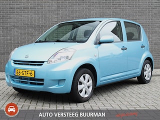 Daihatsu Sirion 2 1.3-16V Comfort Automaat, Trekhaak,