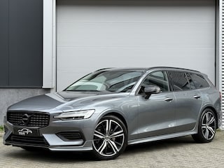 Volvo V60 2.0 B3 Momentum Advantage | R-Design | Elek. Trekhaak | Camera | Dealer onderhouden