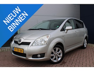 Toyota Corolla Verso 1.8 VVT-i Luna 7p. Airco Navi Trekhaak APK tot 14-12-2026