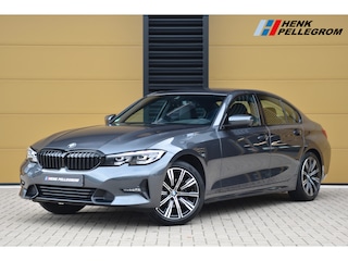 BMW 318i Executive Edition * Sportstoelen * Hifi * Sfeerverlichting * Sportline uitvoering *