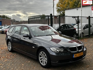 BMW 3-serie Touring 318i Automaat Automaat 2e eigenaar dealer onderhouden Zeer netjes leerbekeleding airco cruis control