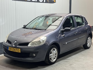 Renault Clio 1.2-16V Special Line