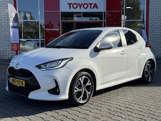 Toyota Yaris 1.5 HYBRID DYNAMIC STOEL/STUURVERW LM-VELGEN PARKCAMERA LED