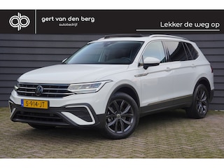 Volkswagen Tiguan 1.5 TSI Life Business - 7 PERSOONS - PANODAK - TREKHAAK - VIRT. COCKPIT -