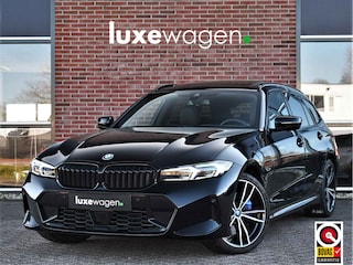 BMW 3-serie Touring 330e xDrive M-Sport Pro Pano M-zetels ACC HUD 19inch El-klep