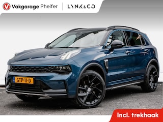 Lynk & Co 01 1.5 Plug-In Hybrid 262pk Trekhaak/ Nieuw modeljaar!/ Panoramadak/ 360 Camera/ Adapt. cruise/  Infinity Audio/ Navigatie/ Carplay/ Dab/ 20" lmv