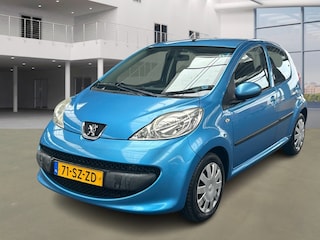 Peugeot 107 1.0-12V XS/ LAAG KM