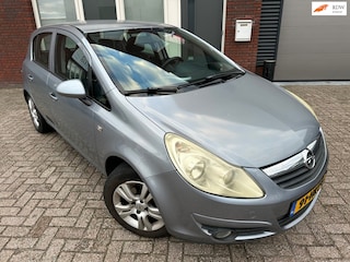 Opel Corsa 1.2-16V Enjoy / 5DRS / Cruise / Airco / NAP / LM